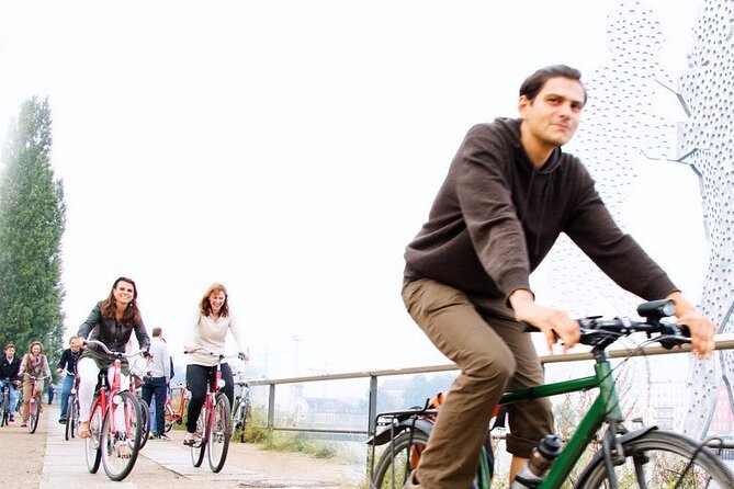 3-Hour Private Berlin Bike Tour: Vibes of Berlin - Kreuzberg: Berlin’s strongest neighborhood stop
