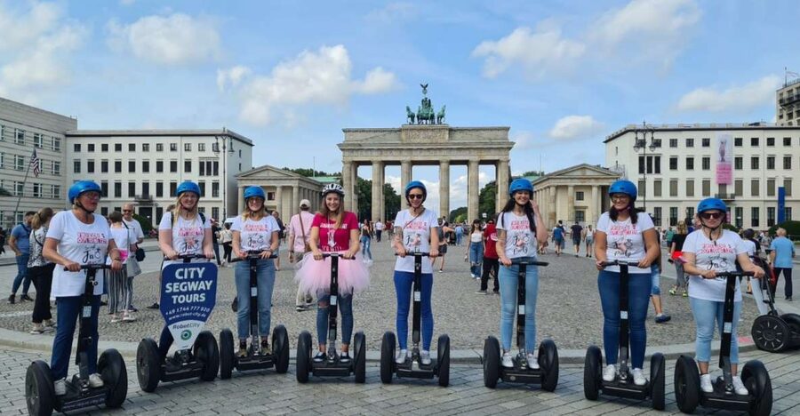 3h-Berlin: Private Sightseeing Segway Tour - A respectful pause at the Holocaust Memorial