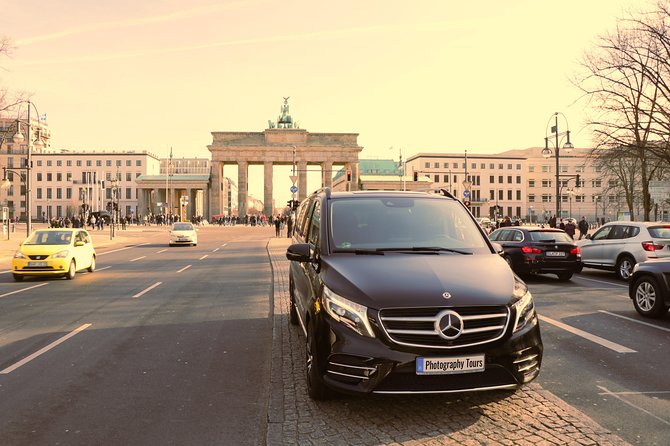 5hours: Guide, Chauffeur & Photographer in Berlin private Tour - Why a private vehicle helps in Berlin