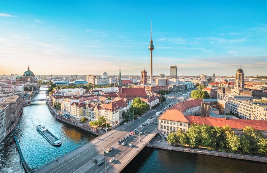 Berlin: 1-Hour Guided Tour of the Historic Center - A fast route through Berlin’s historic center