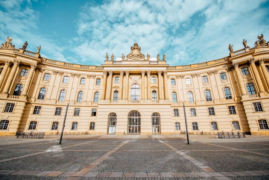 Berlin: 1-Hour Guided Tour of the Historic Center - Unter den Linden and the city’s changing power