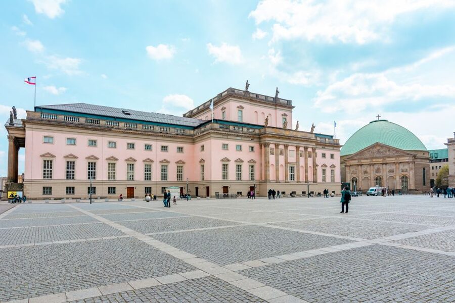 Berlin: 1-Hour Guided Tour of the Historic Center - Bebelplatz and St. Hedwig’s Cathedral