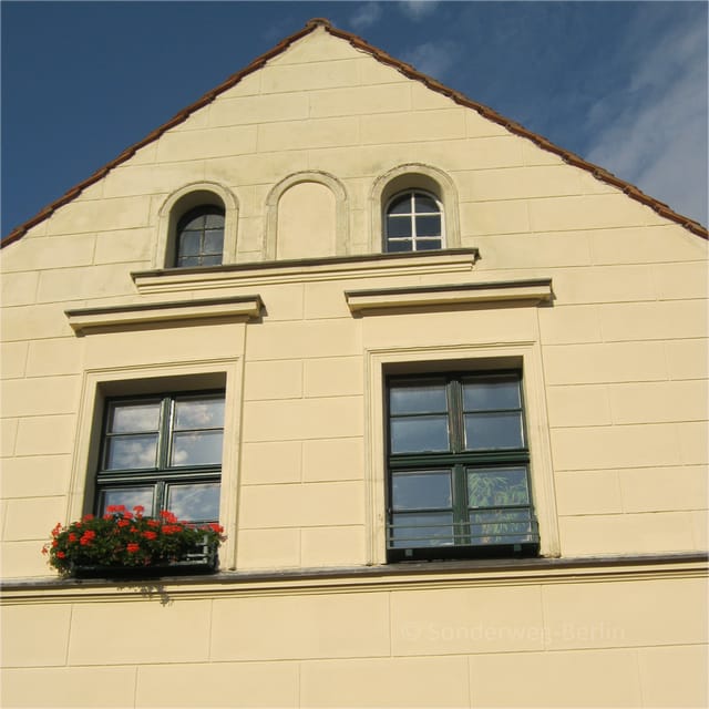 Berlin: 2.5-Hour Neighborhood Tour of Neukölln - Why Neukölln makes a good walking subject