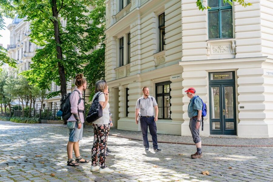 Berlin: 2.5-Hour Walking Tour through Kreuzberg 61 - Why Kreuzberg 61 rewards a walking tour
