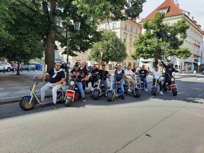 Berlin: 2-Hour City Guided Tour on a Fat Scooter - Starting with practice before the city ride