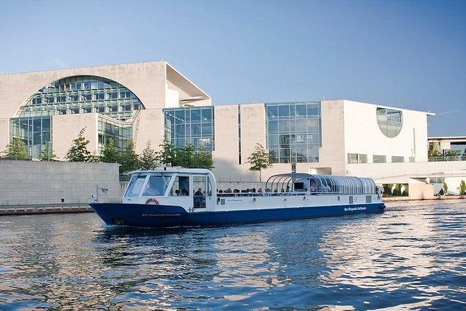 Berlin 3-Course Dinner Cruise - The Best Time of Year to Go
