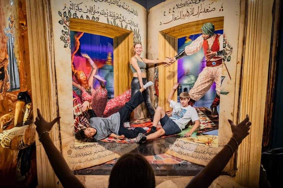 Berlin: 3D TrickArt Museum - Tickets - Accessibility and Practical Comfort
