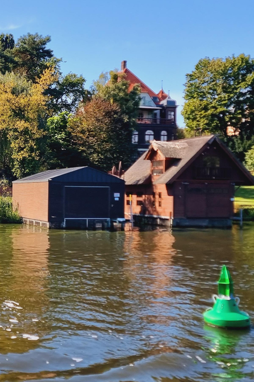 Berlin: 7 Lakes Boat Tour through the Havel Landscape - Little Wannsee, Pöhlesee, and Stölpchensee