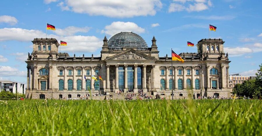 Berlin and Hamburg: Shore Excursion Tour Package - Key points at a glance