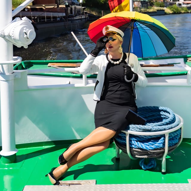 Berlin: Audrey Ahoi! Spree cruise with drag queen (HOL) - Why this Spree cruise feels different