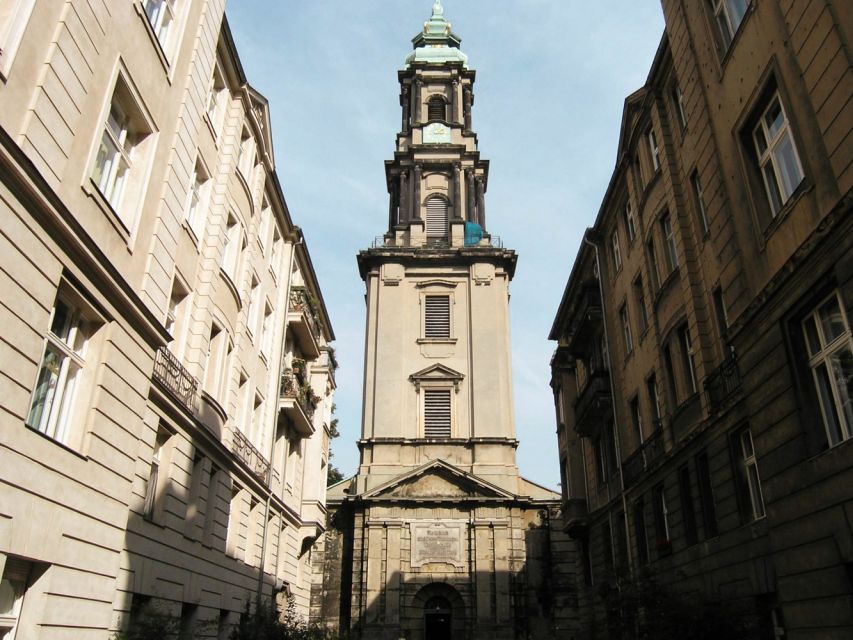 Berlin: Backyards of Berlin 2-Hour Tour - Key points at a glance