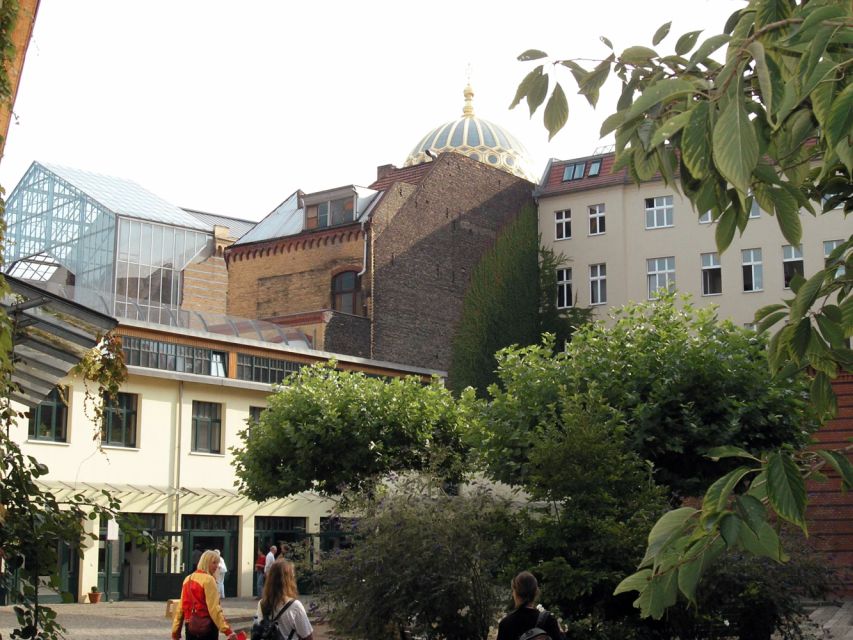 Berlin: Backyards of Berlin 2-Hour Tour - Große Hamburger Straße and Berlin’s Jewish past