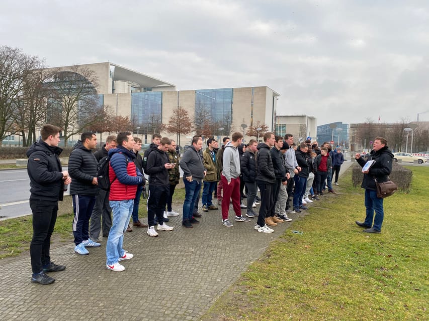 Berlin Battlefield Tour - Operation Berlin 1945 - Platz der Republik and the road to the Reichstag
