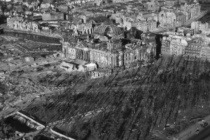 Berlin Battlefield Tour - Operation Berlin 1945 (Small Group) - Who should book this tour?