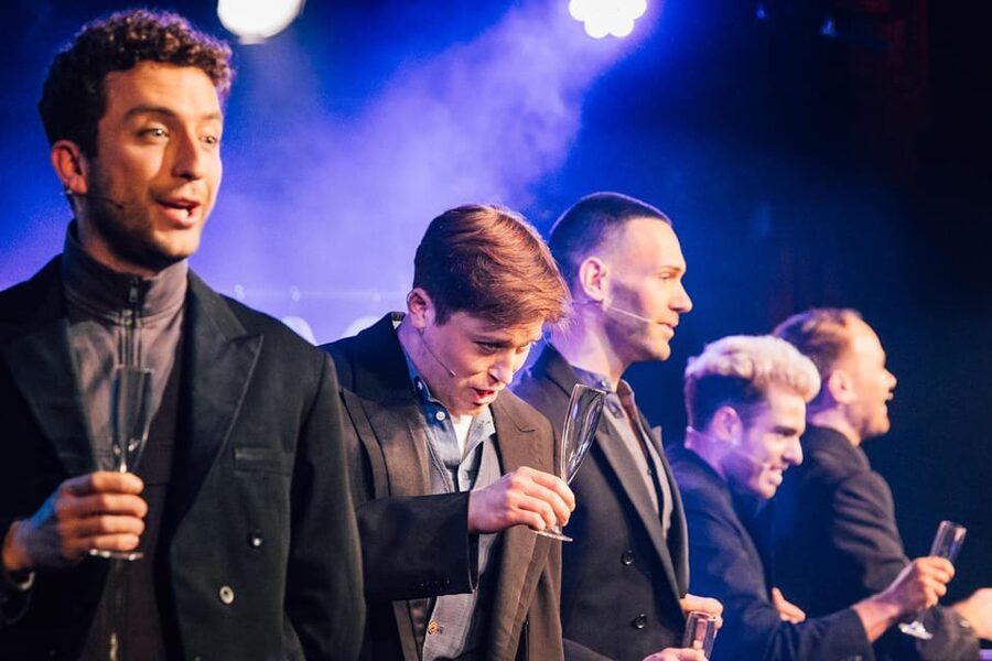Berlin: BKA Theater "Operetta for two gay tenors" - Key points to know before booking