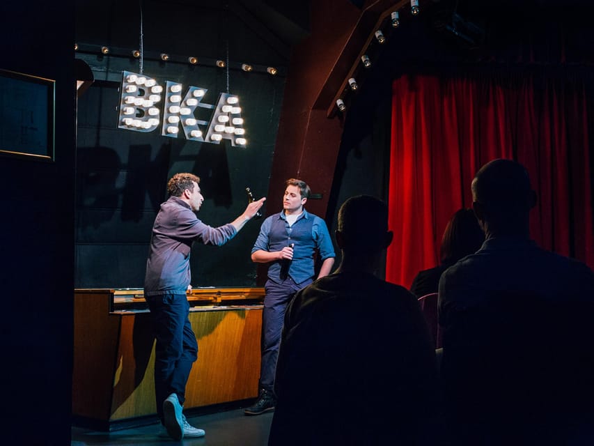 Berlin: BKA Theater "Operetta for two gay tenors" - Johannes Kram’s lyrics keep the jokes grounded
