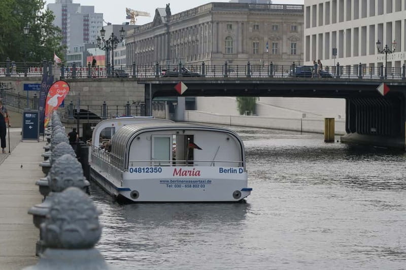 Berlin: Boat Sightseeing Cruise with Audioguide - Should you book the Berlin Spree cruise?