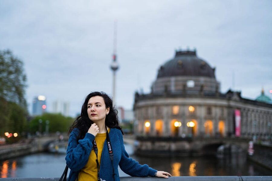 Berlin by Night: Private Photoshoot at Illuminated Cityscape - Why Berlin After Dark Makes Better Souvenirs