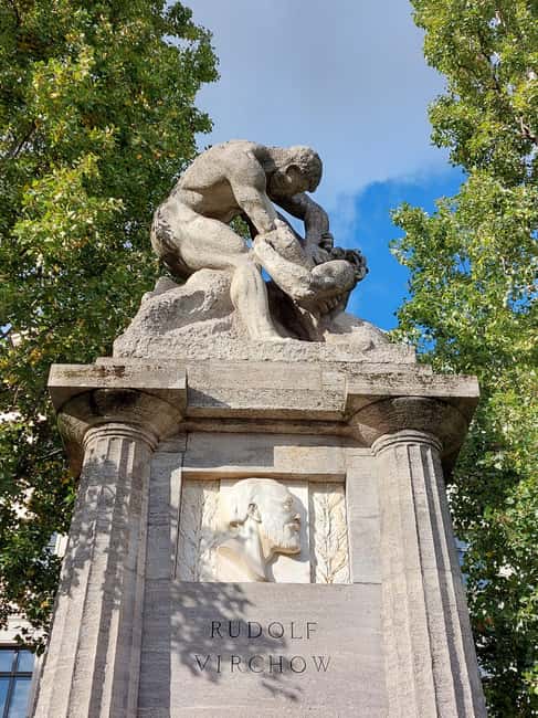 Berlin: Charité Hospital History Walking Tour - What two hours on foot really feels like
