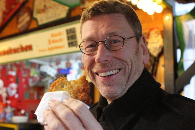 Berlin Christmas Markets with Culinary Tour - Konnopke’s Imbiss and Berlin’s street-food story