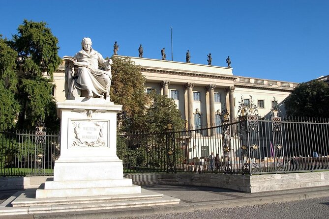Berlin City Center: The Most Famous Sites (private 3 hours Walking tour) - Why this walk works well as your first Berlin activity