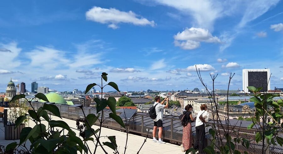 Berlin: City Highlights Express & Panorama Roof Terrace - Berlin Cathedral and the edge of Museum Island
