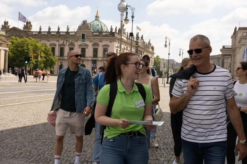 Berlin: City tour - Best of Berlin - Gendarmenmarkt and Berlin’s grand center