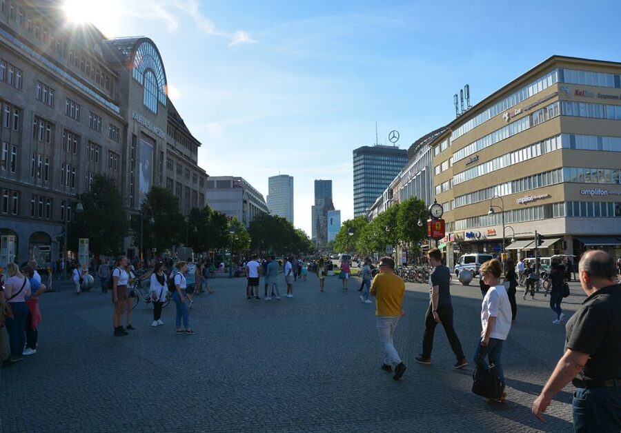 Berlin: City-West Walking Tour with a Real Berliner - Wittenbergplatz and KaDeWe: starting in the shopping district