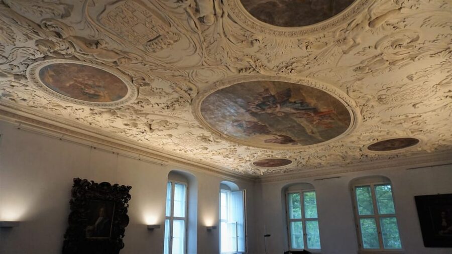 Berlin: Classical concerts in Köpenick Palace - Aurora Hall - The museum admission adds real value
