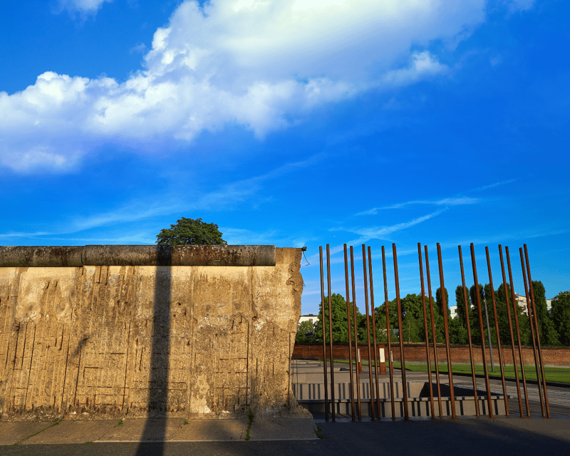 Berlin: Cold War History and Berlin Wall Guided Walking Tour - A 200-meter reminder of the Wall