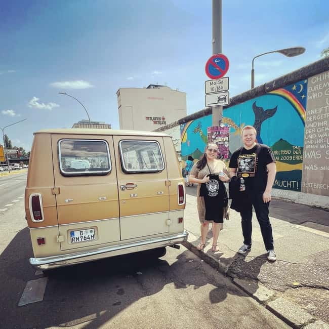 Berlin: DIY & Subculture Sightseeing in a 1972 Ford Van! - Friedrichshain and Kreuzberg beyond the shop windows