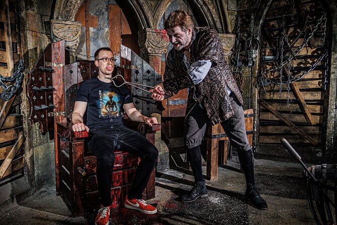 Berlin Dungeon Admission Ticket - The actors make or break the hour