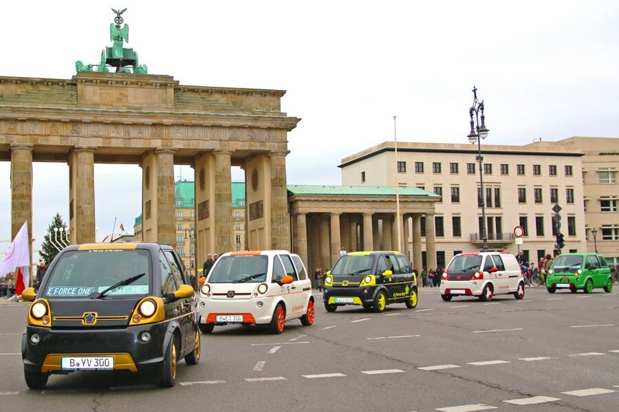 Berlin: E-Trabi City Tour - Starting at TrabiWorld on Zimmerstrasse