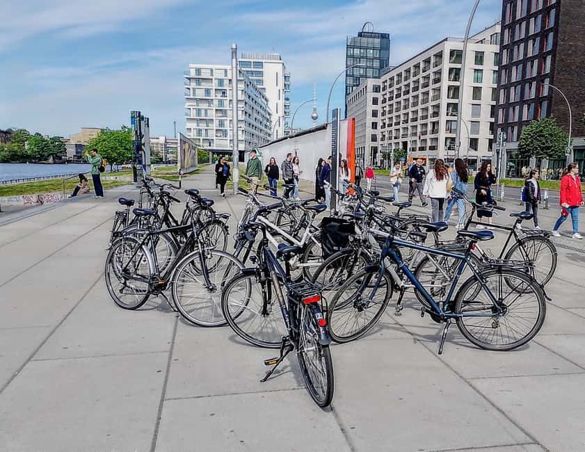 Berlin: East and West Wall Tour by Bike with a Guide - Alte Münze, Nikolaiviertel, and Old Berlin
