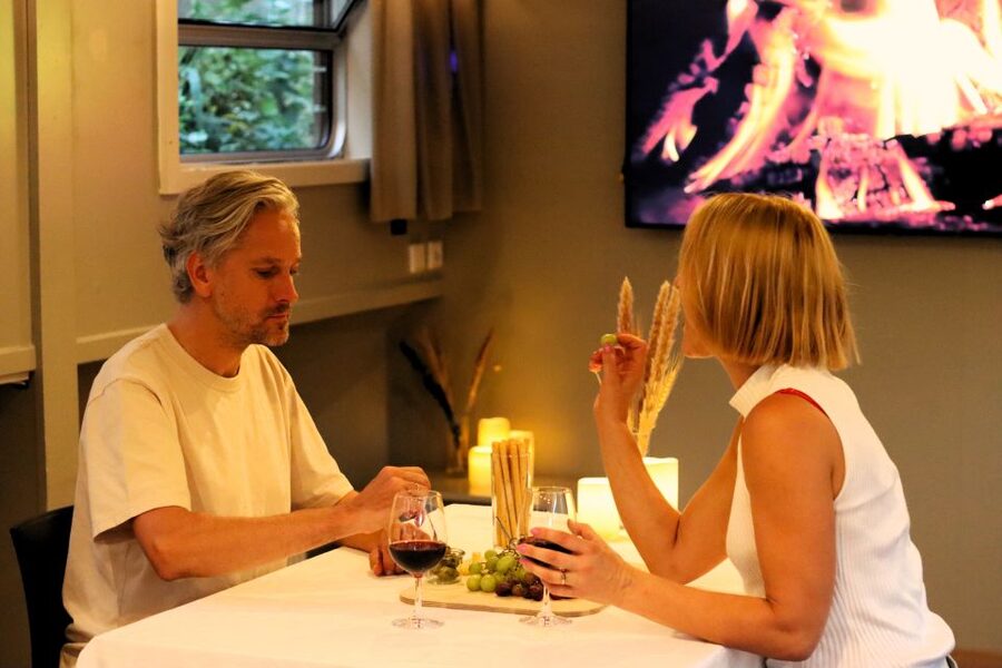 Berlin: Evening Boat Cruise – Romance & Moonlight - A short evening on the Spree