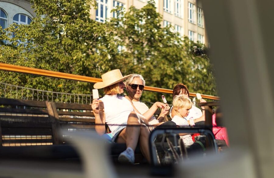 Berlin: Evening Boat Cruise – Romance & Moonlight - The Reichstag from the river