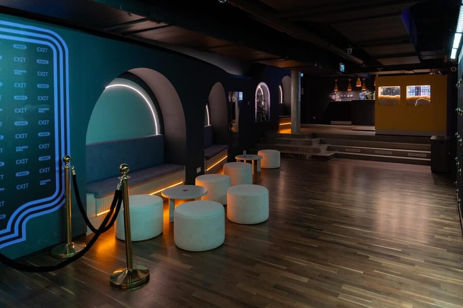 Berlin: EXIT Escape Room Games & Virtual Reality Adventures! - A Berlin original near Friedrichstrasse station
