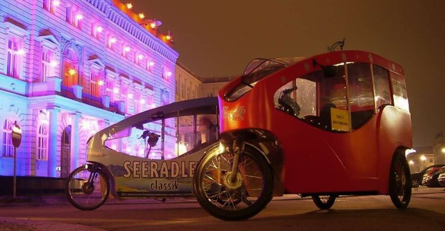 Berlin Express: Private 1-Hour E-Rickshaw Ride - Starting at Potsdamer Platz and the glass DB Tower