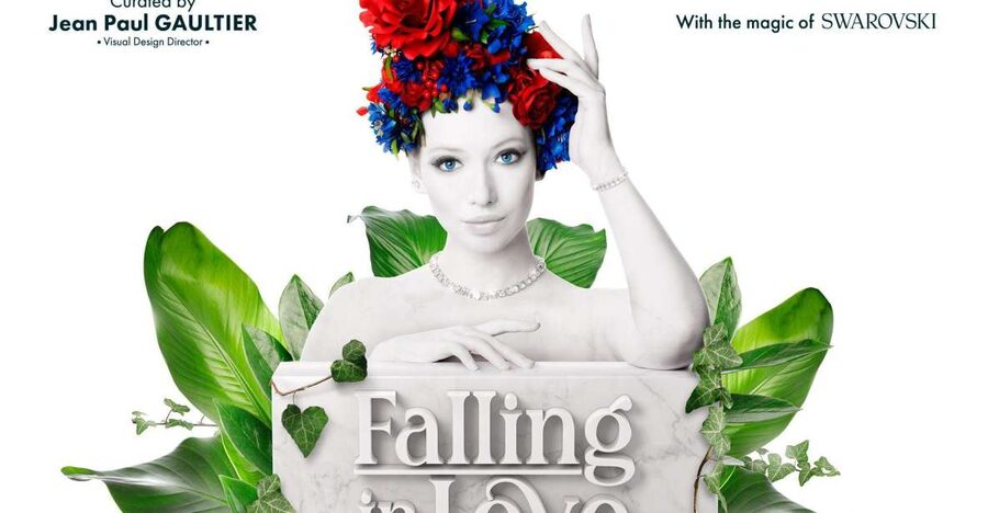 Berlin: FALLING | IN LOVE Grand Show Friedrichstadt-Palast - A story built from poetry and spectacle