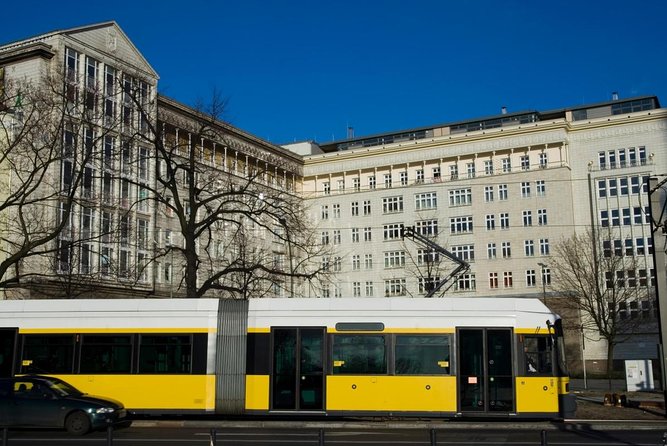 Berlin Food & Cultural Tour: Must-Try German & Berliner Classics - Why Friedrichshain Makes a Good Food Tour Setting