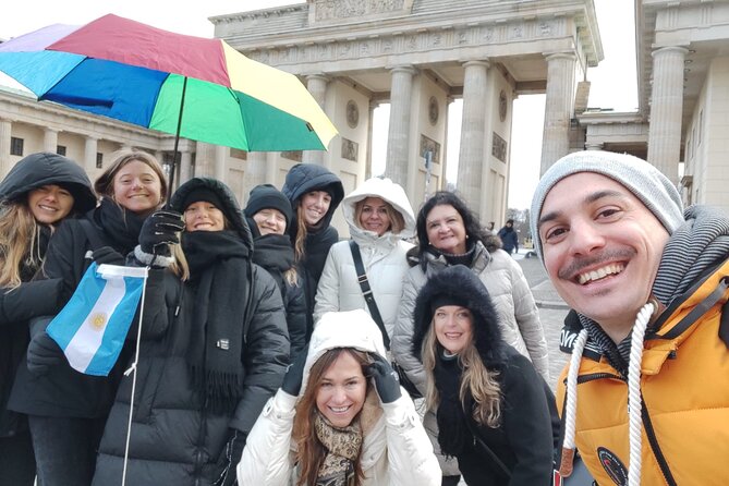 BERLIN FULL in 3.5h (Guide + Headphones) - Museum Island and Unter den Linden: monuments along the Spree