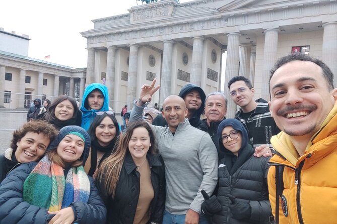 BERLIN FULL in 3.5h (Guide + Headphones) - Gendarmenmarkt and the Berlin Wall story