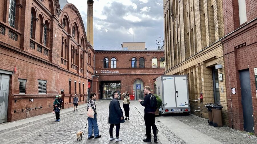 Berlin: Gourmet Food & Cultural Walking Tour - Sustainability is practical, not a slogan