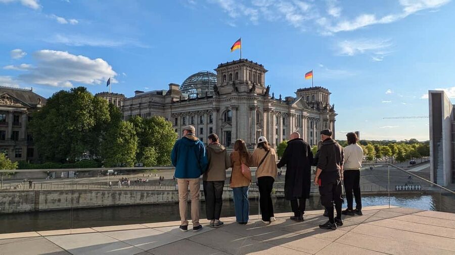 Berlin: Government Quarter Tour and Reichstag Dome Visit - Why the government quarter makes a good starting point