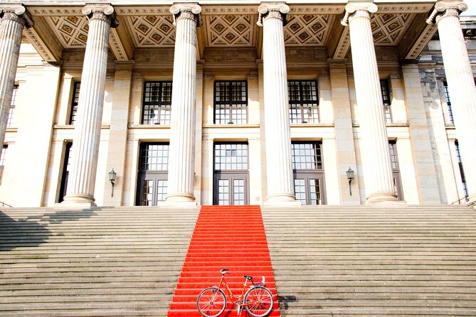 Berlin: Guided Bike Tour to Explore the Highlights - Museum Island and the TV Tower put old and new side by side