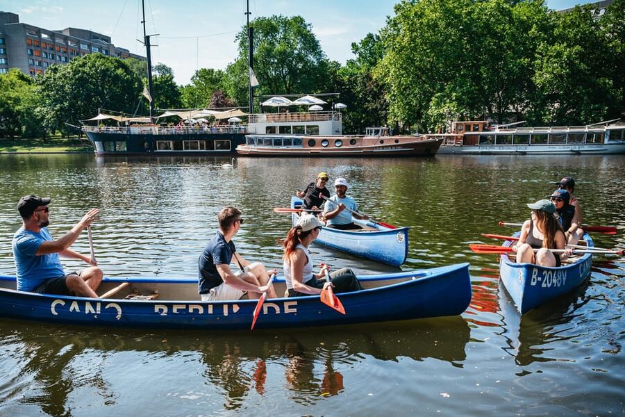 Berlin: Guided Tour by Canoe - Weather, comfort, and what to bring