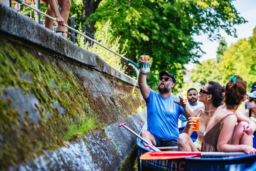 Berlin: Guided Tour by Canoe - Who will enjoy this canal tour