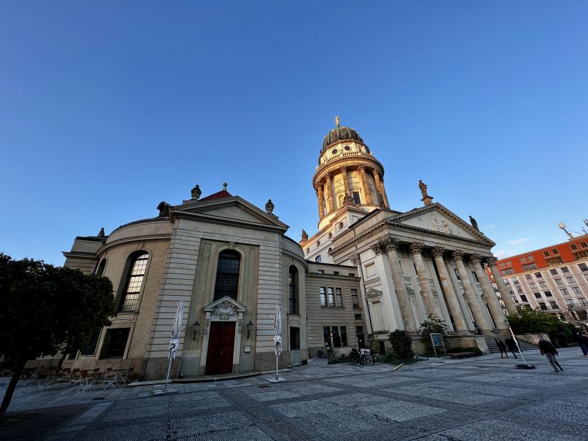 Berlin: Guided Walking Tour in English - Humboldt University and the central streets