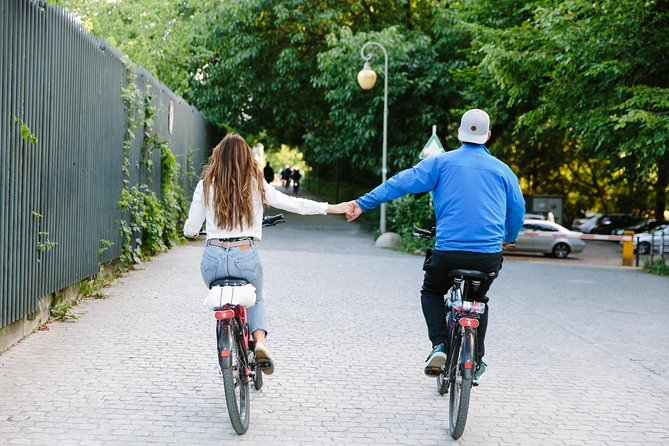 Berlin Highlights: 3-Hour Bike Tour - The Reichstag and Berlin’s difficult twentieth century