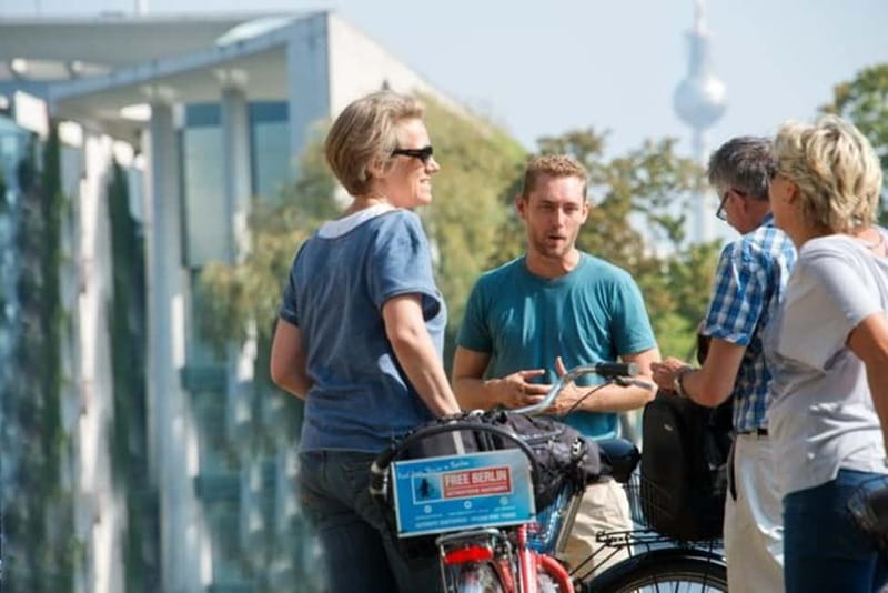 Berlin: Highlights Guided Bike Tour - What the pace and cycling feel like